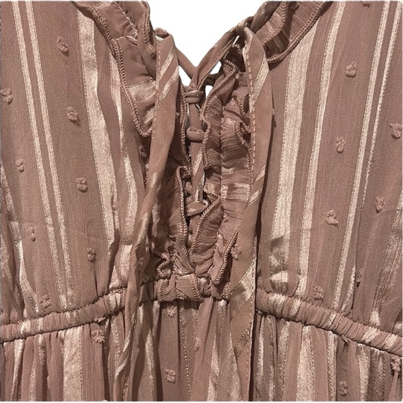 Venus Pink Tiered Maxi Dress - Picture 3 of 9